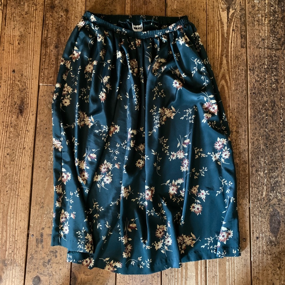 Leslie Fay skirt